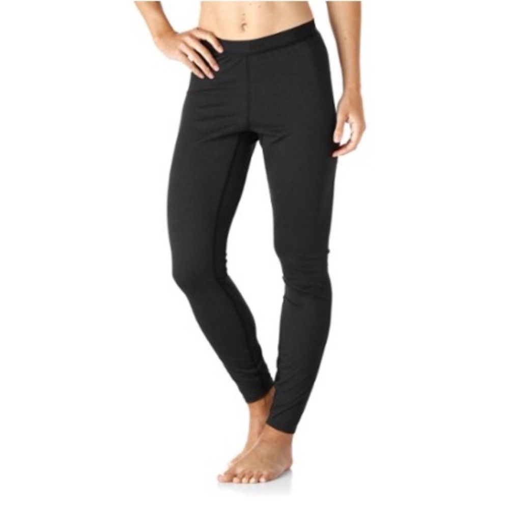 Patagonia black capeline leggings